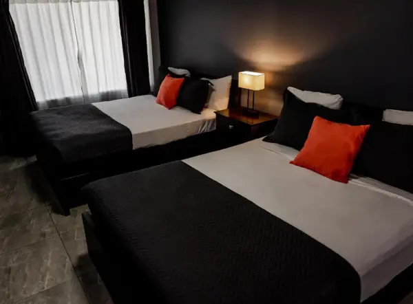 Up Midtown Hotel 7